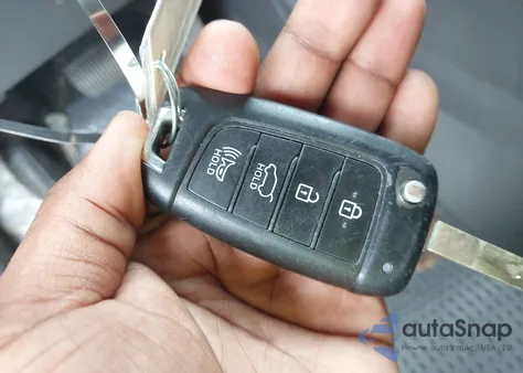 2019 Hyundai Santa Fe Se from USA, damaged, VIN 5NMS23AD8KH077286